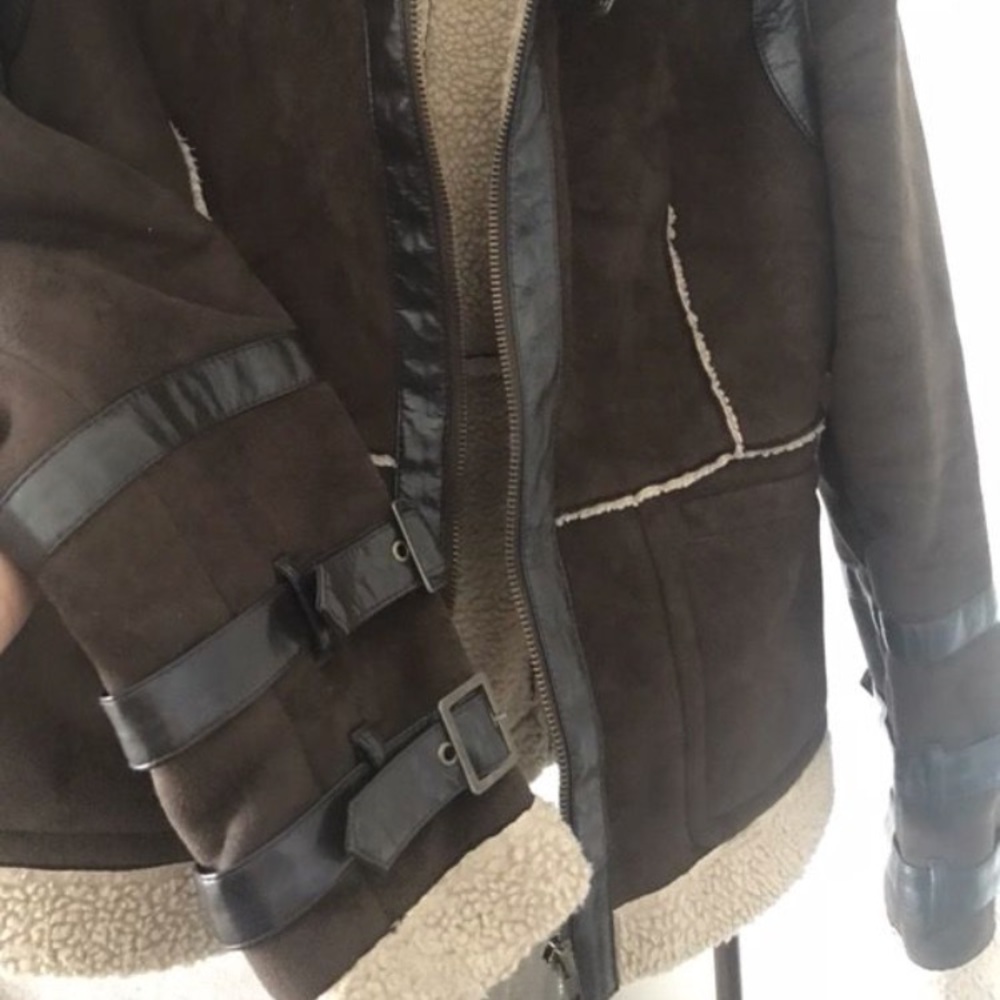 Jacket - Picture 2 of 5